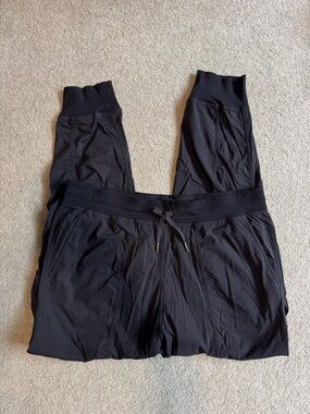 lululemon Dance Studio Relaxed-Fit Mid-Rise Cargo Jogger, Women’s large, black